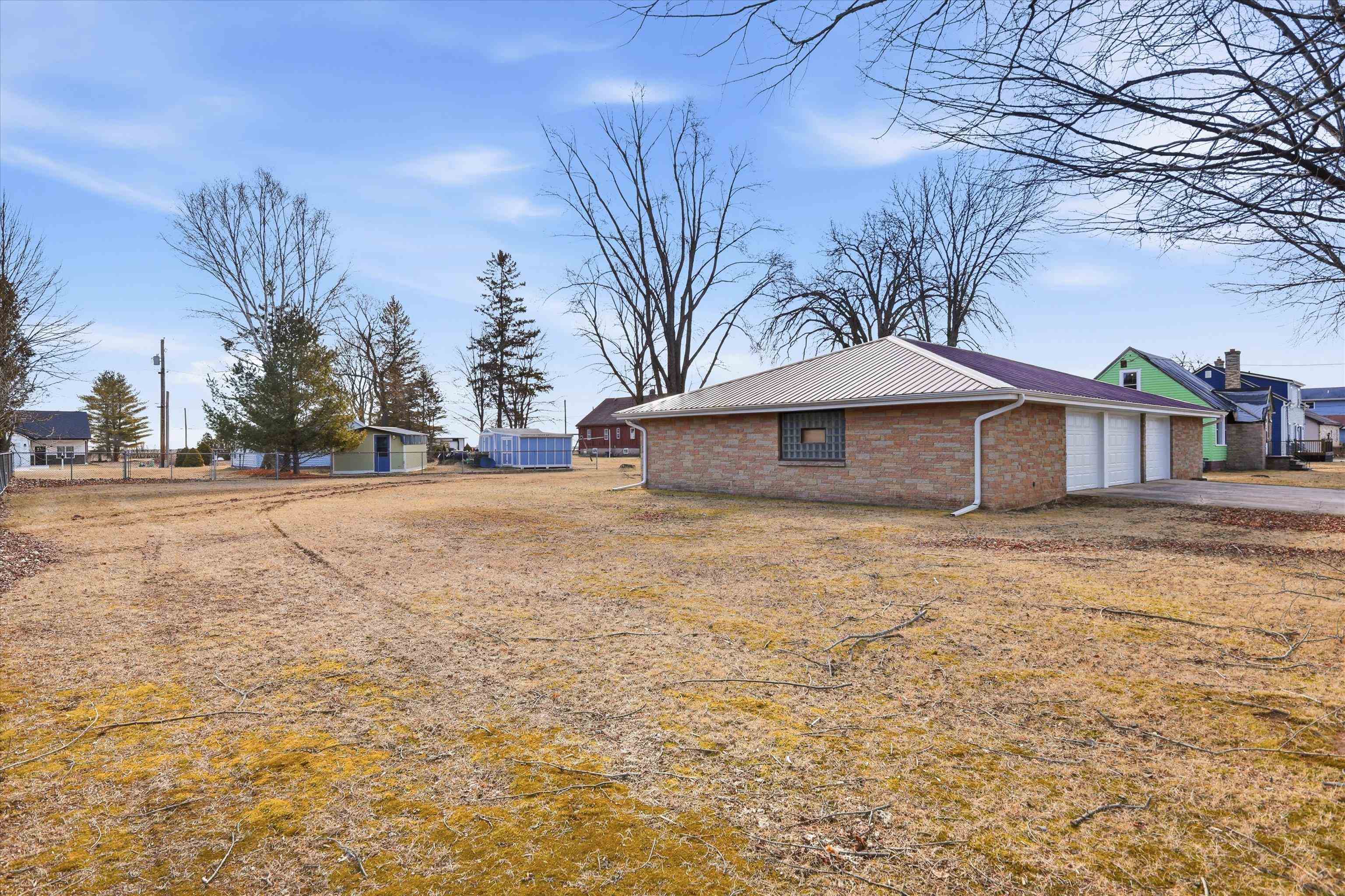 131 Mc Kinley Street Two Rivers, WI 54241 - Photo 4 of 36