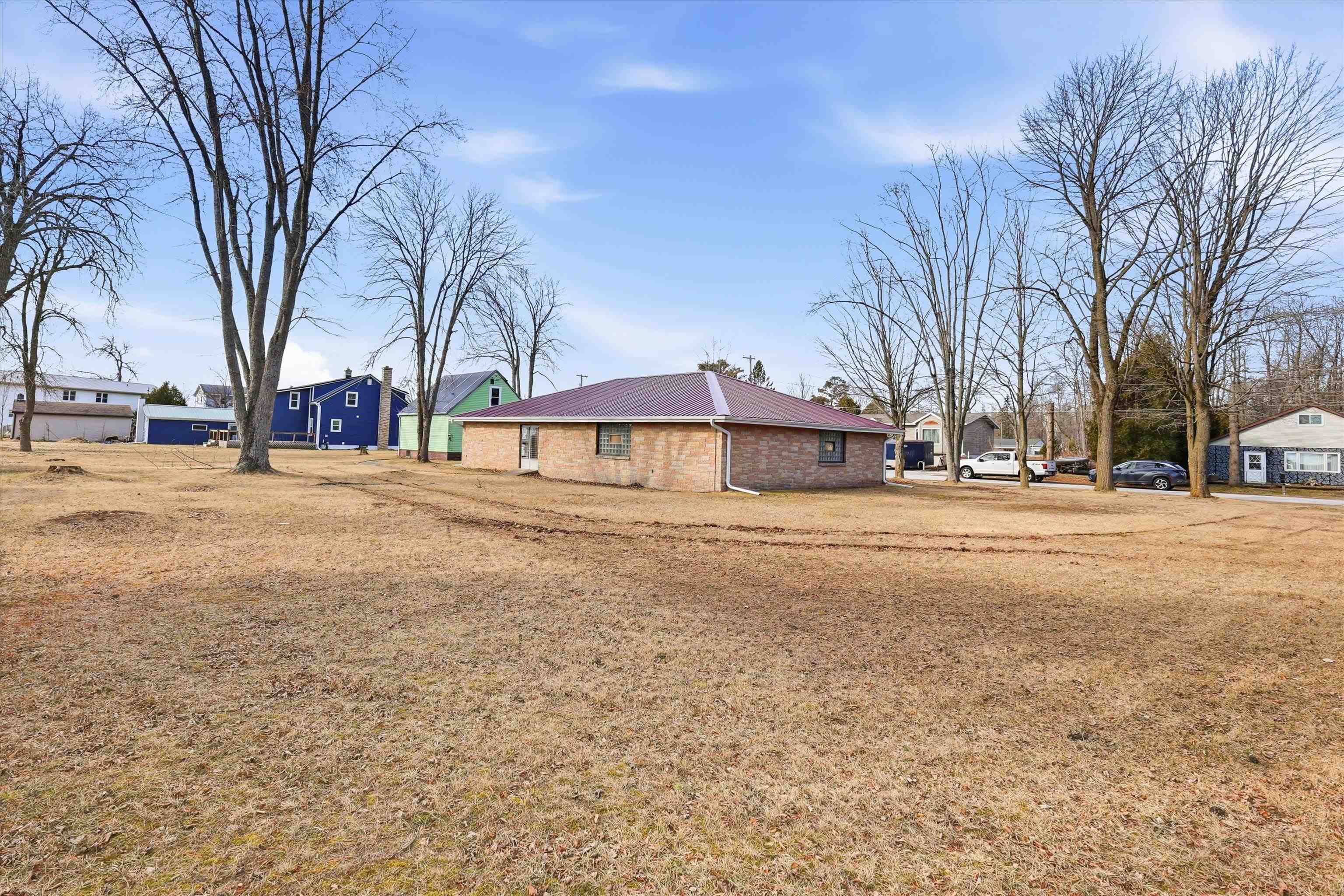 131 Mc Kinley Street Two Rivers, WI 54241 - Photo 5 of 36