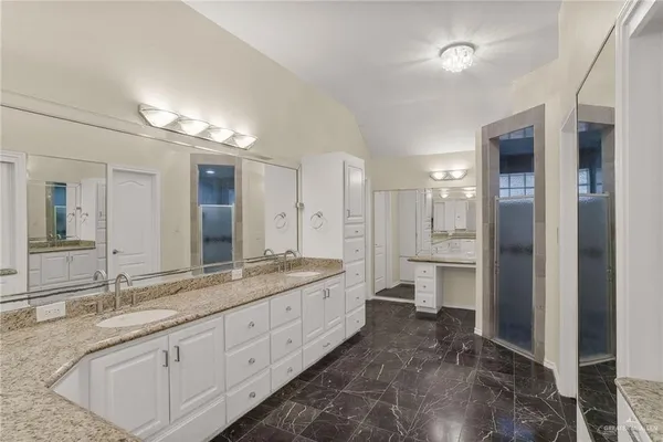 $555,000 | 304 Sunflower Avenue, McAllen, TX 78504