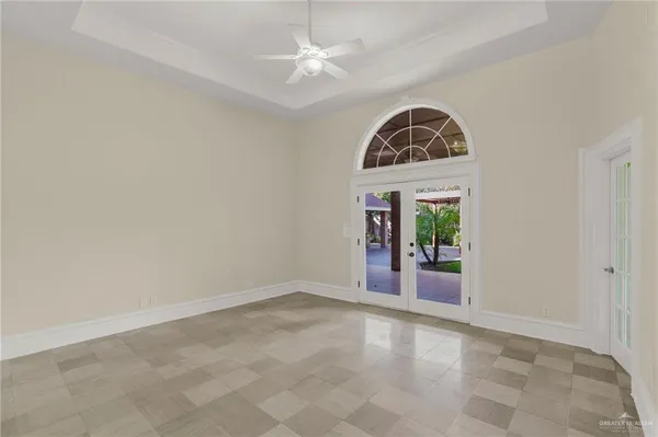 $555,000 | 304 Sunflower Avenue, McAllen, TX 78504