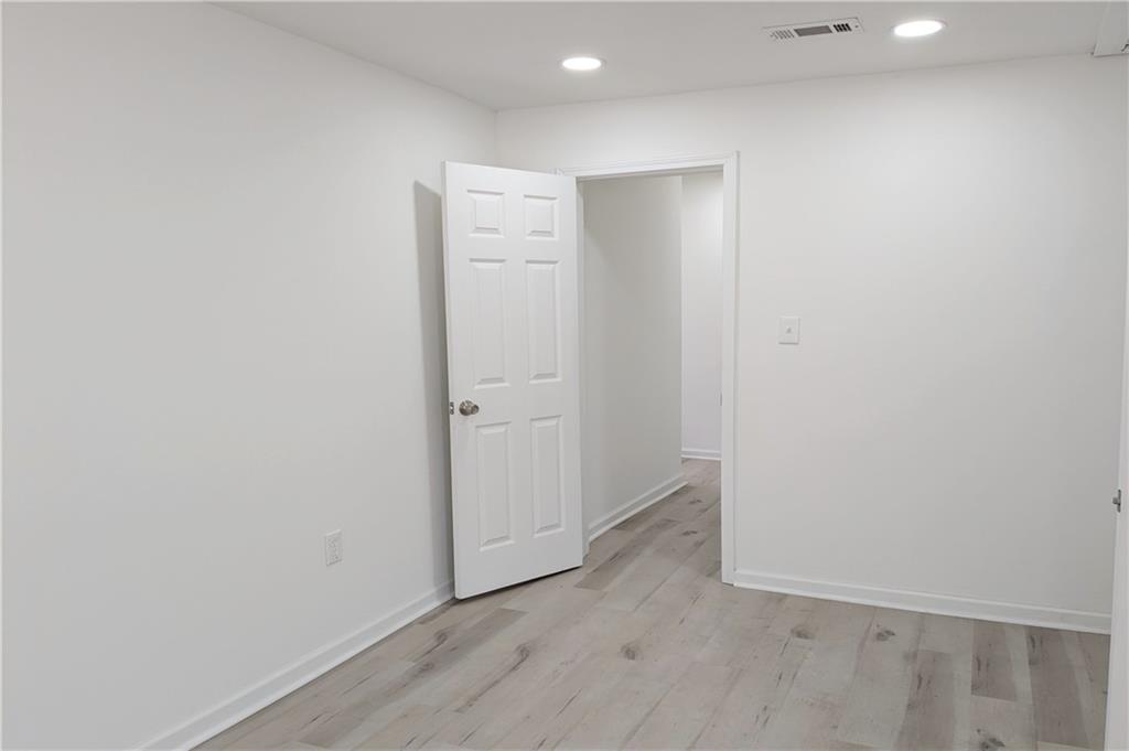 235 Dodd Avenue Southwest Atlanta, GA 30315 - Photo 15 of 17