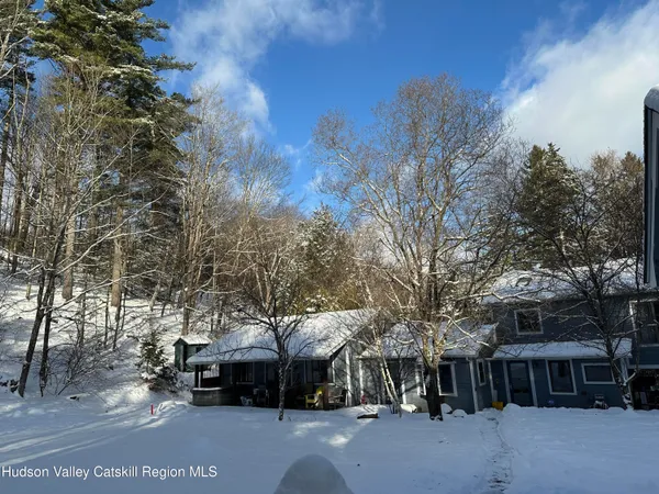 a car parked in front of a building