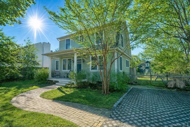 $3,700 | 460 Bay Avenue, East Marion, NY 11939