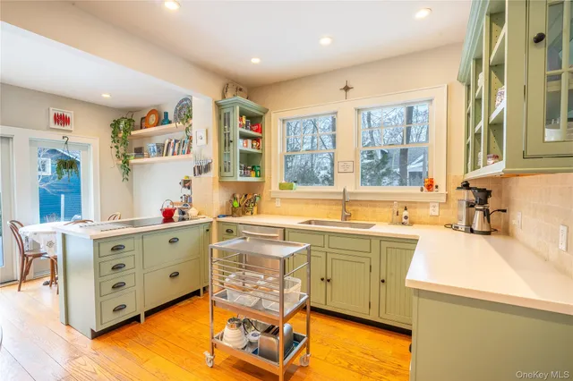 $3,700 | 460 Bay Avenue, East Marion, NY 11939