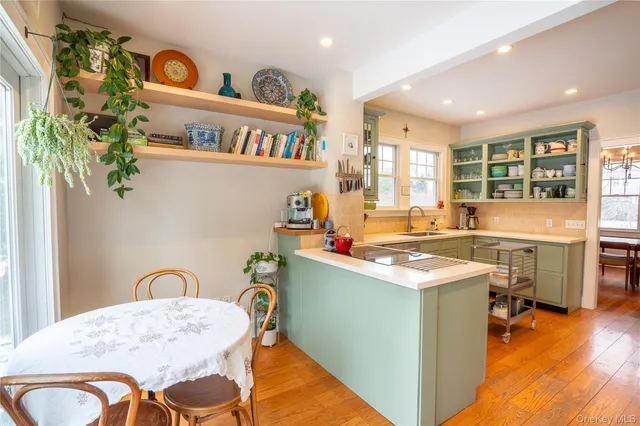 $3,700 | 460 Bay Avenue, East Marion, NY 11939