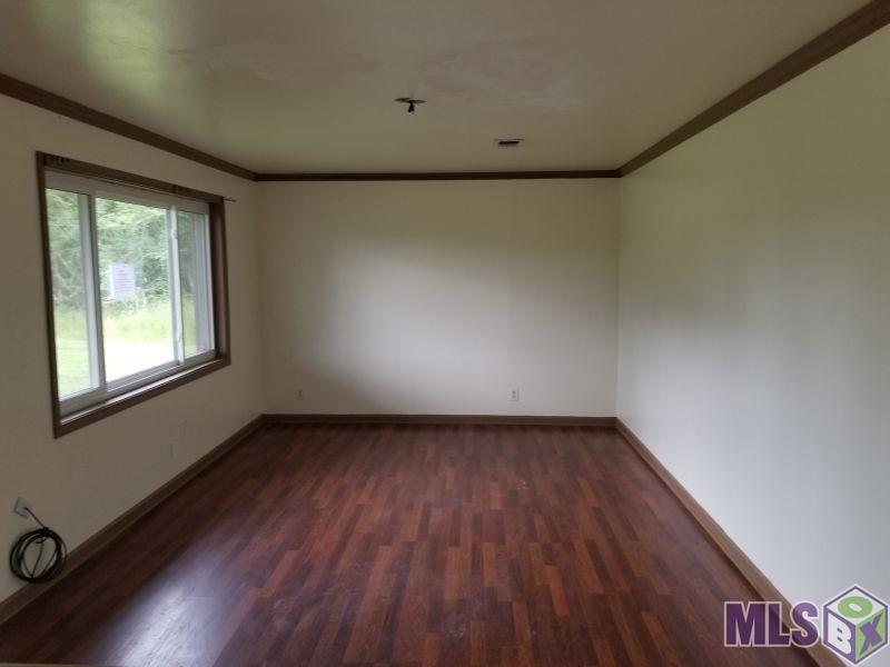 2771 Leonard Chapel Road Independence, LA 70443 - Photo 6 of 8 LIVING ROOM