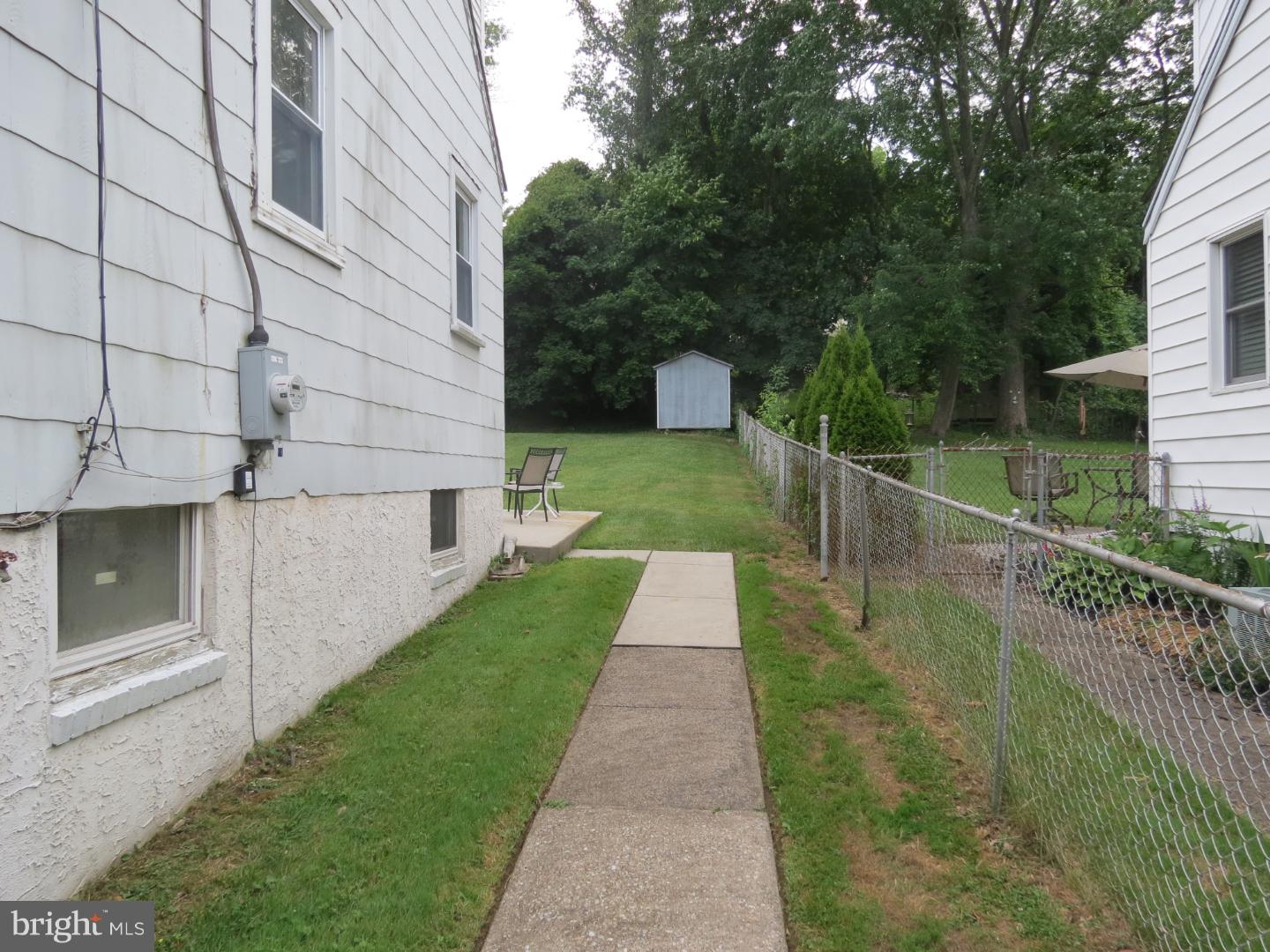 42 Delmont Road Newtown Square, PA 19073 - Photo 5 of 22 Exterior Side