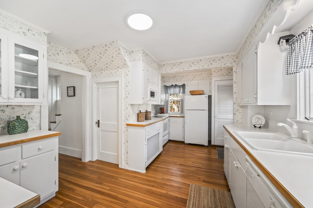 260 Lincoln Road Lincoln, MA 01773 - Photo 11 of 42