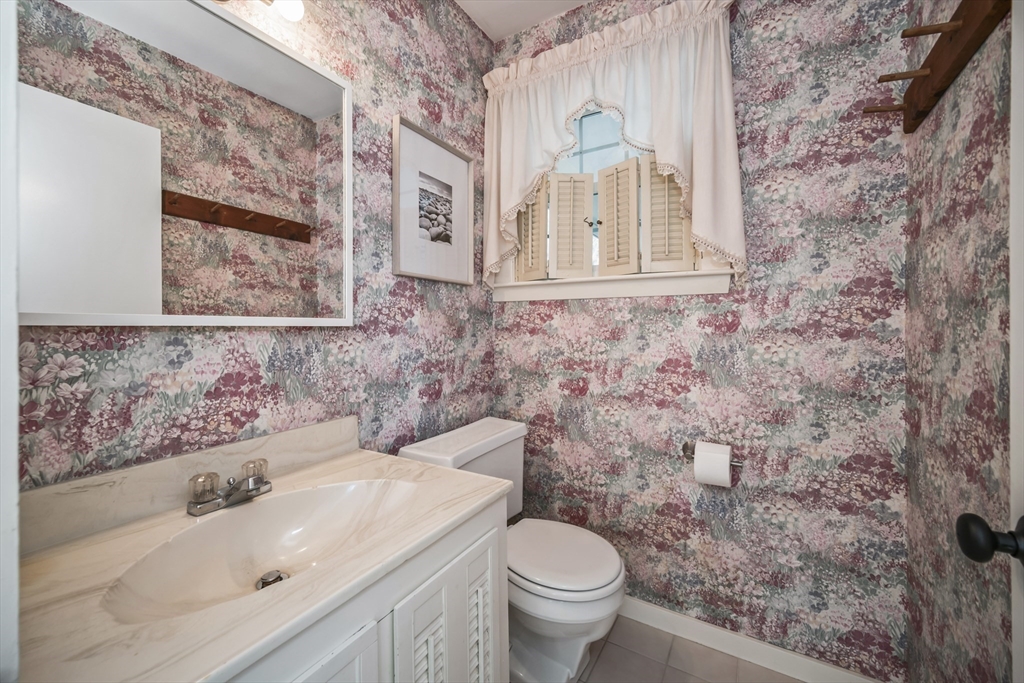 260 Lincoln Road Lincoln, MA 01773 - Photo 17 of 42