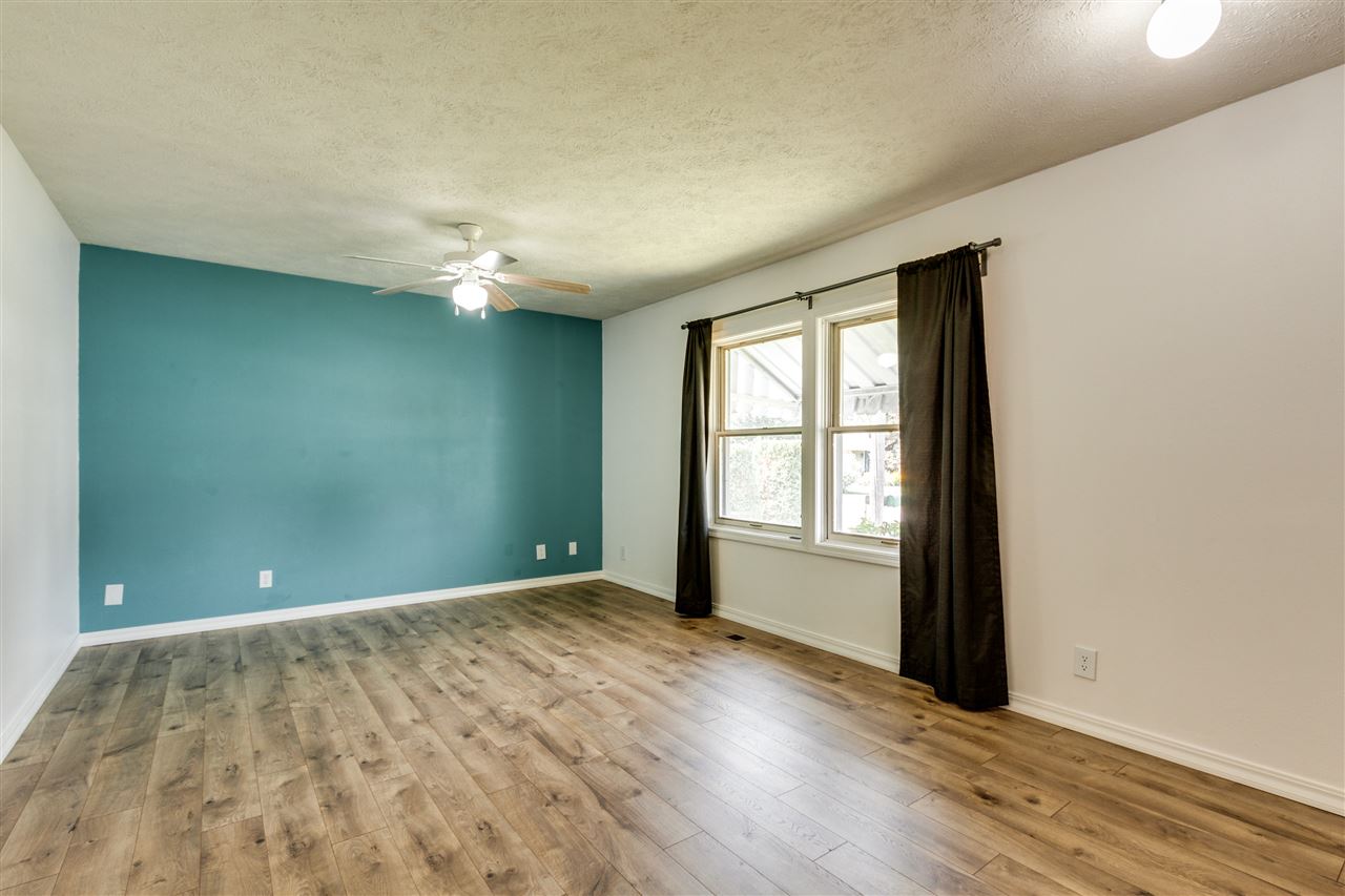 1424 North Locust Road Spokane, WA 99206 - Photo 7 of 15