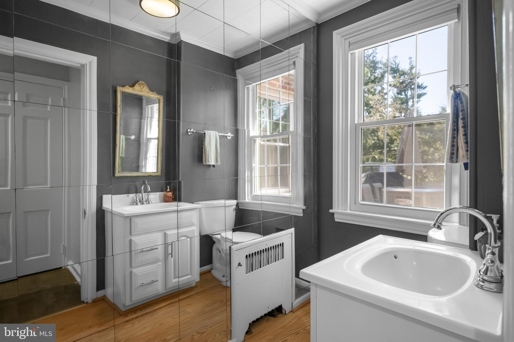 100 Overhill Road Bala Cynwyd, PA 19004 - Photo 16 of 28 Powder Room
