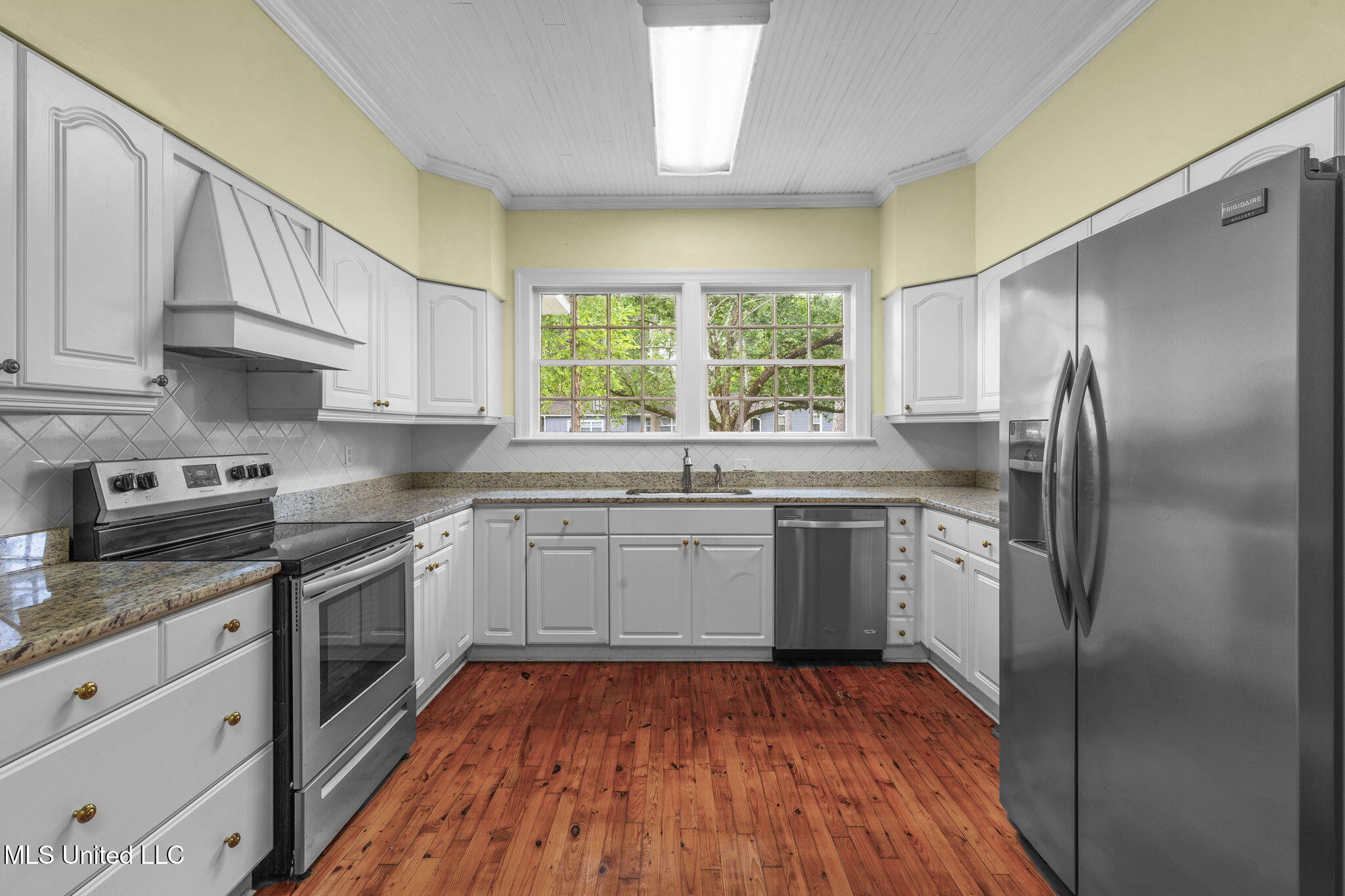 3821 Montrose Circle Jackson, MS 39216 - Photo 13 of 41 18-web-or-mls-3821 Montrose-17