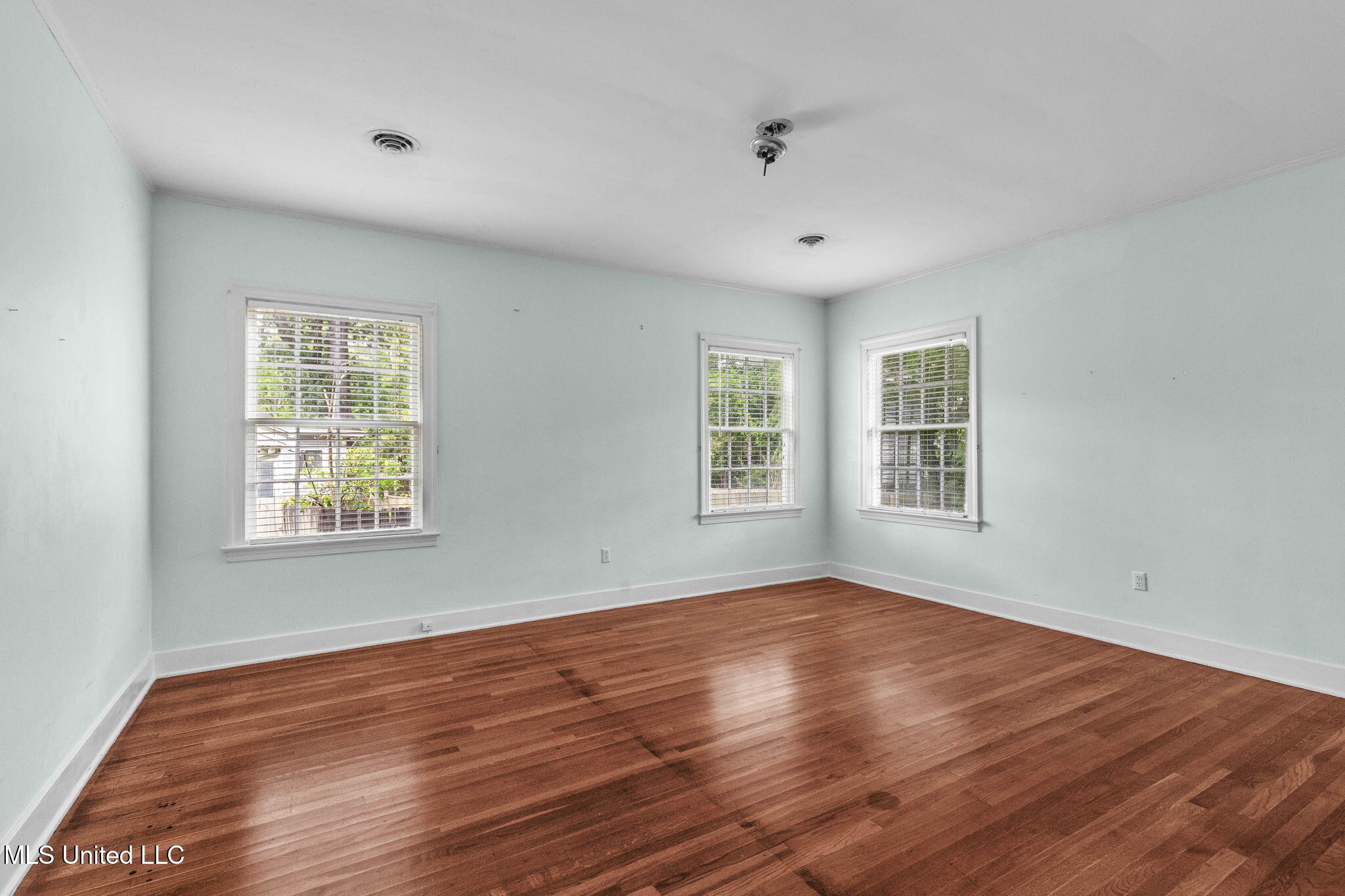 3821 Montrose Circle Jackson, MS 39216 - Photo 18 of 41 23-web-or-mls-3821 Montrose-22