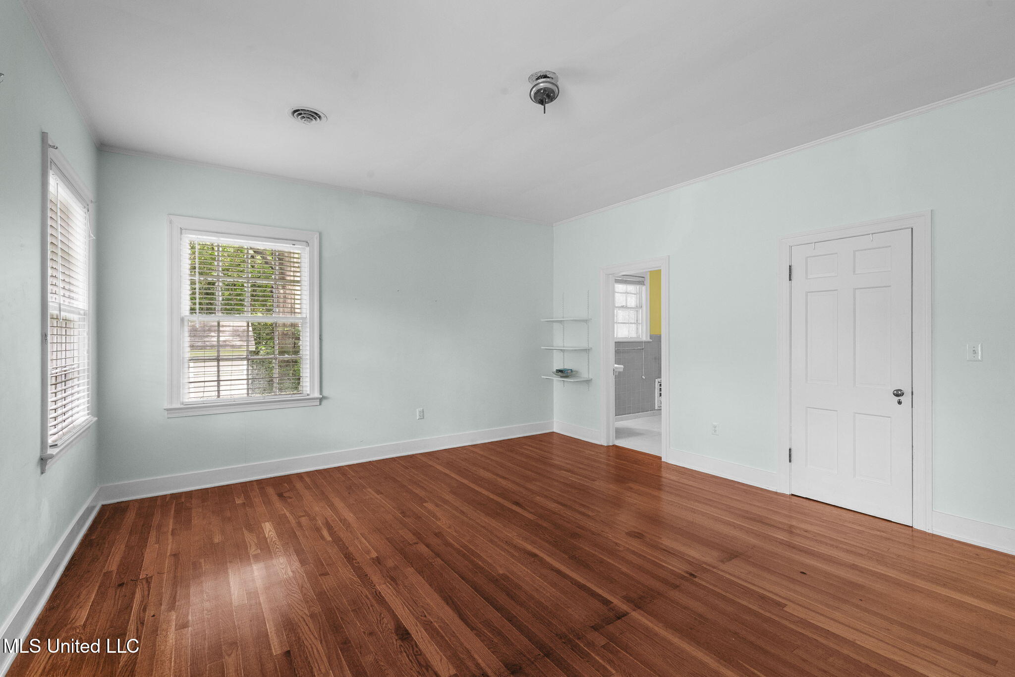 3821 Montrose Circle Jackson, MS 39216 - Photo 20 of 41 25-web-or-mls-3821 Montrose-23