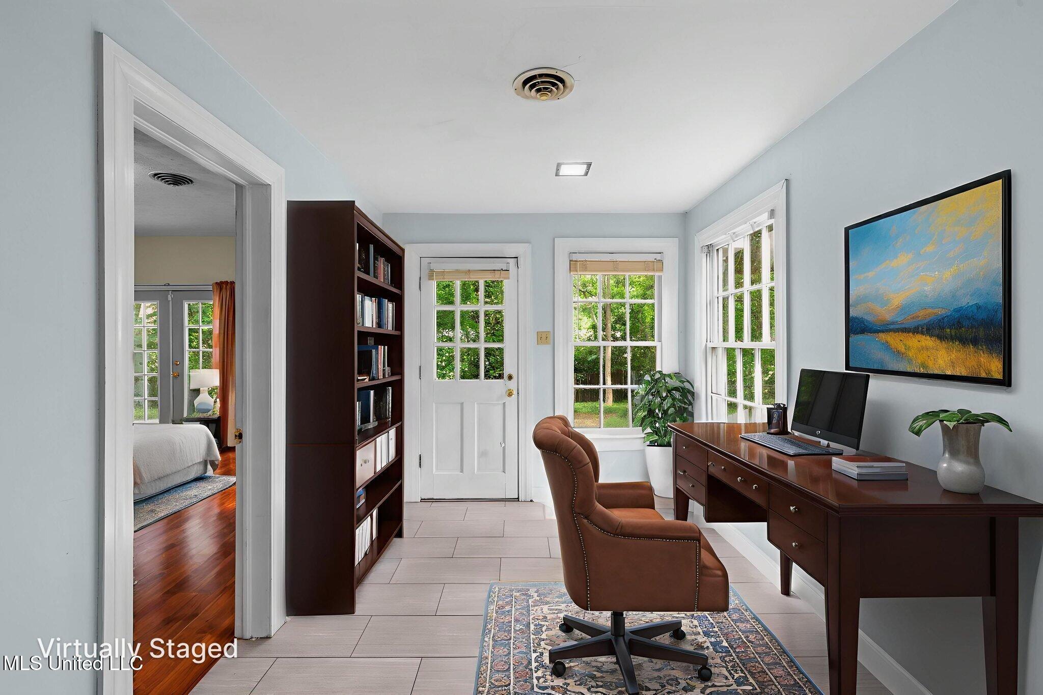 3821 Montrose Circle Jackson, MS 39216 - Photo 28 of 41 34-web-or-mls-3821 Montrose-32 virtually