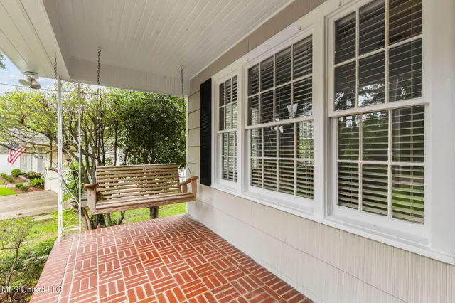 $285,000 | 3821 Montrose Circle, Jackson, MS 39216