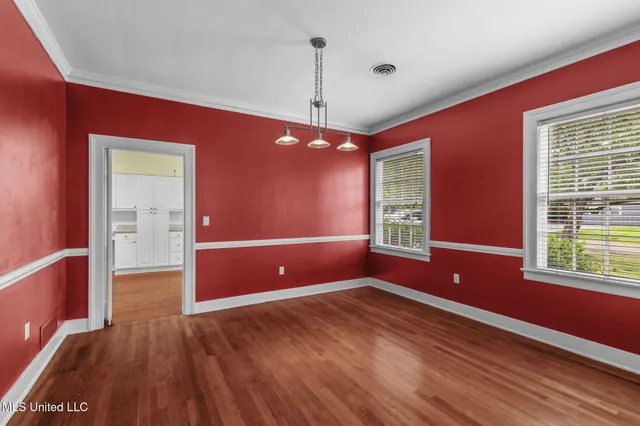 $285,000 | 3821 Montrose Circle, Jackson, MS 39216