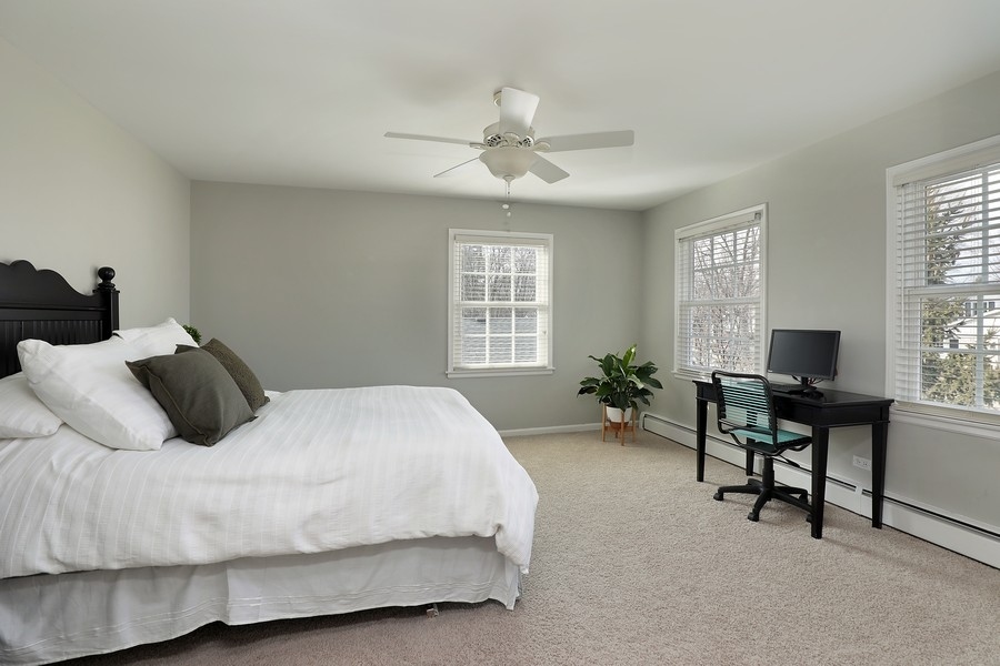 2915 Shannon Road Northbrook, IL 60062 - Photo 17 of 33 a bedroom with a bed furniture and a window