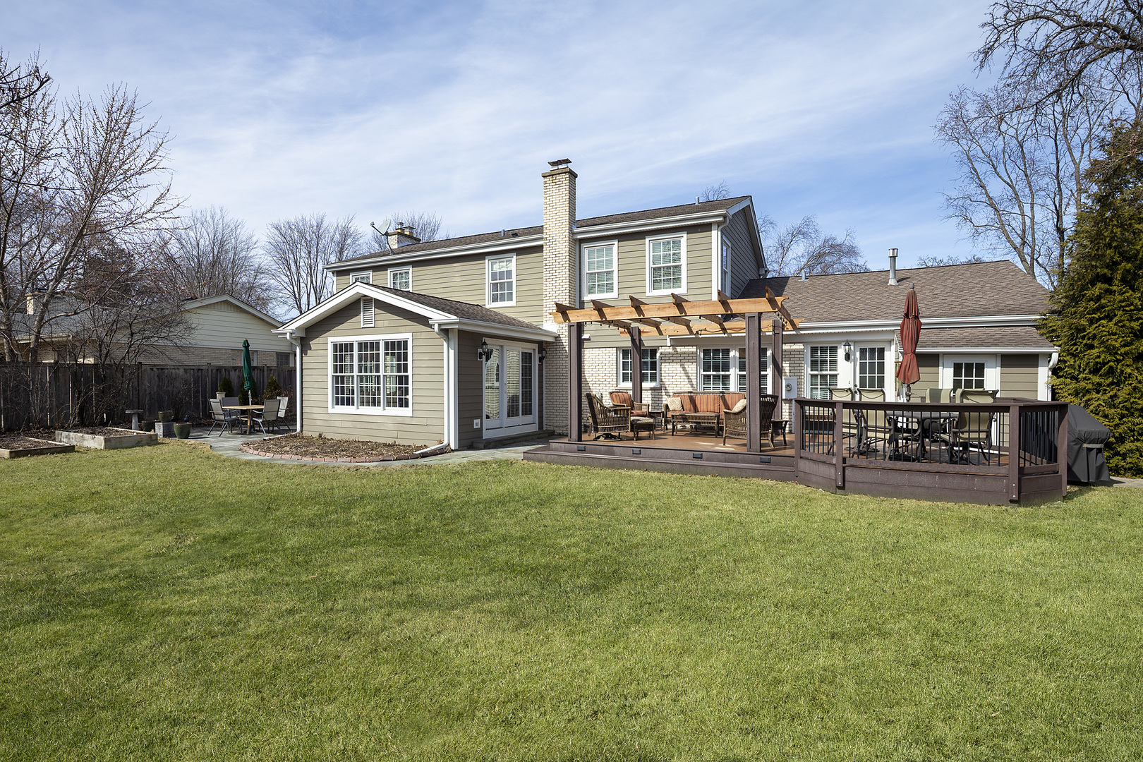 2915 Shannon Road Northbrook, IL 60062 - Photo 29 of 33 a view of a house with a yard and sitting area
