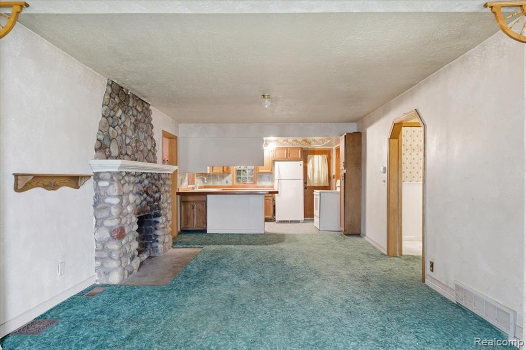 5896 Silver Birch Road Ortonville, MI 48462 - Photo 14 of 76