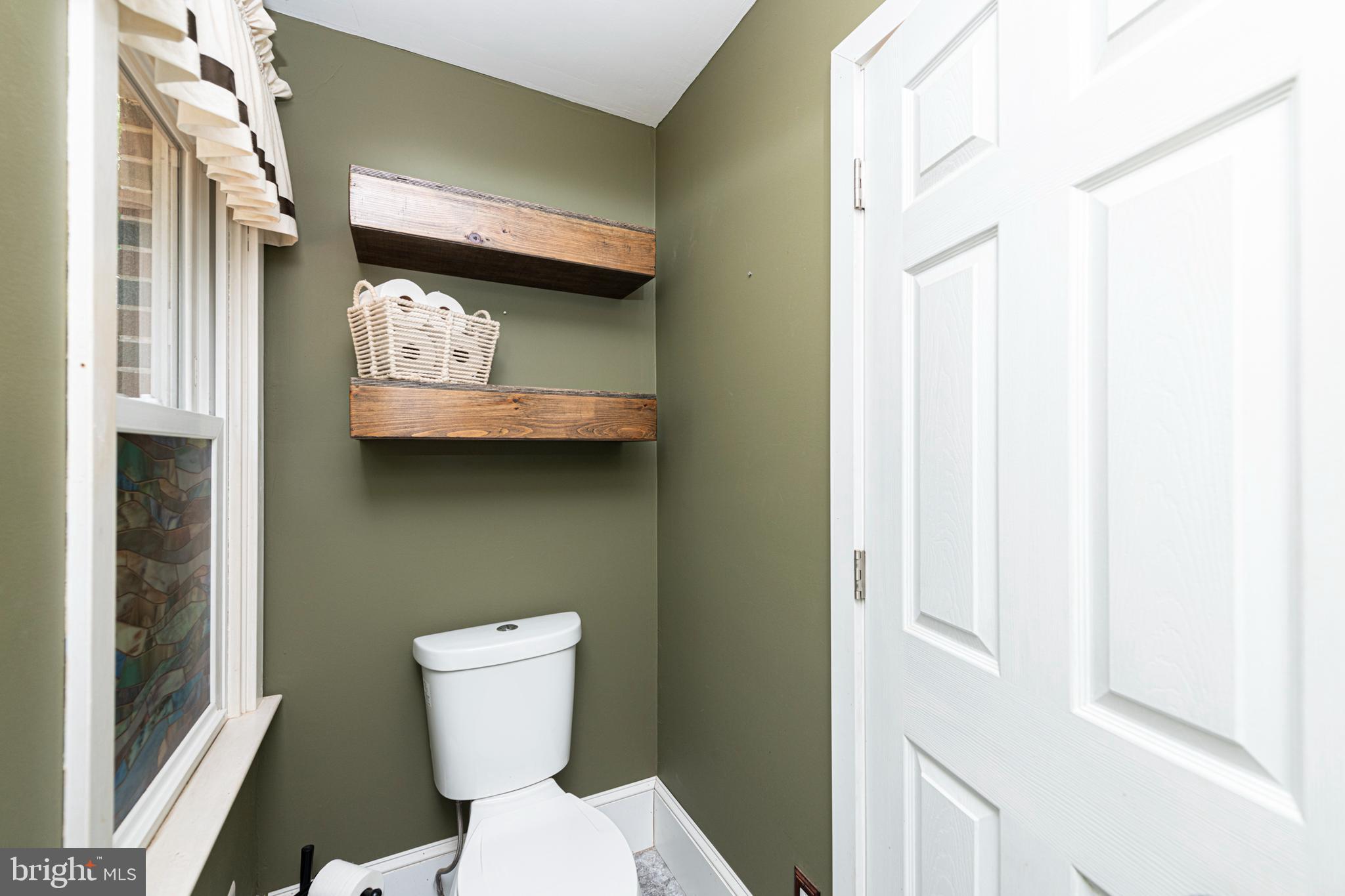 127 Pennapacker Road Collegeville, PA 19426 - Photo 8 of 48 Gallery Image 8