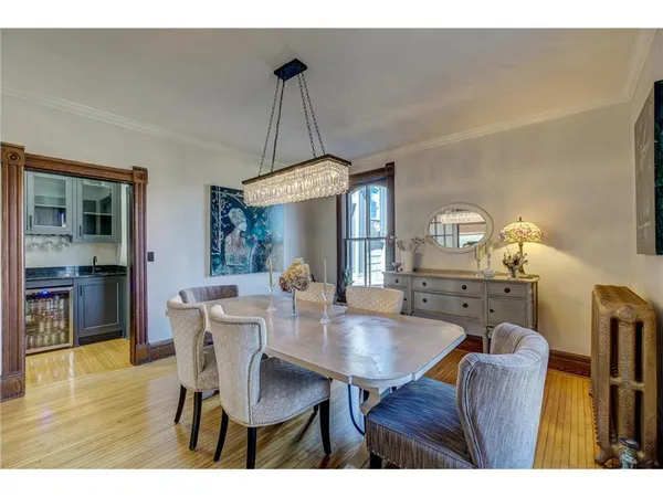 $1,150,000 | 418 South Holcombe Street, Stillwater, MN 55082