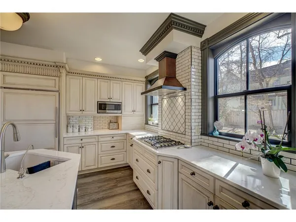 $1,150,000 | 418 South Holcombe Street, Stillwater, MN 55082