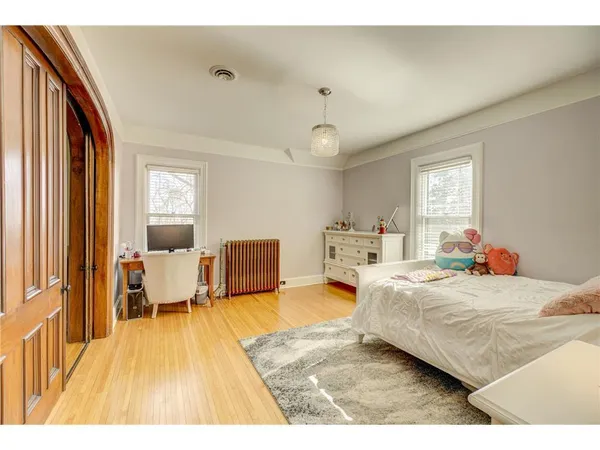 $1,150,000 | 418 South Holcombe Street, Stillwater, MN 55082