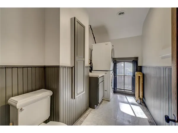 $1,150,000 | 418 South Holcombe Street, Stillwater, MN 55082