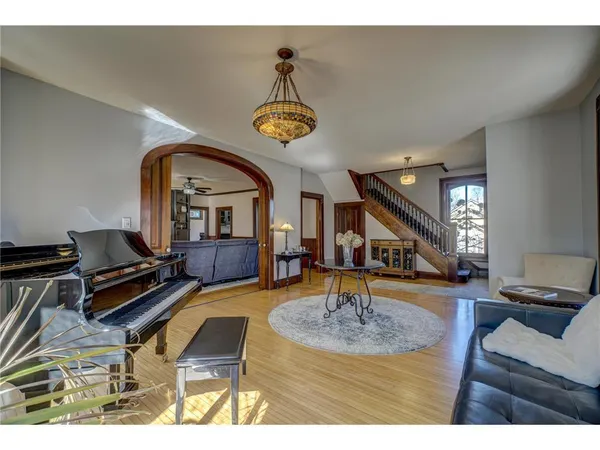 $1,150,000 | 418 South Holcombe Street, Stillwater, MN 55082