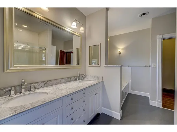 $1,150,000 | 418 South Holcombe Street, Stillwater, MN 55082