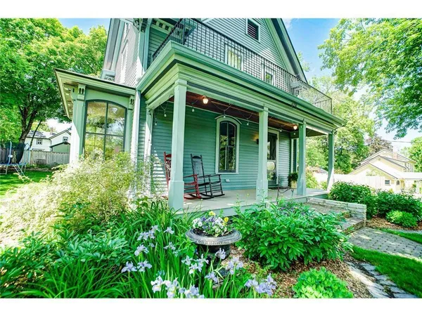 $1,150,000 | 418 South Holcombe Street, Stillwater, MN 55082