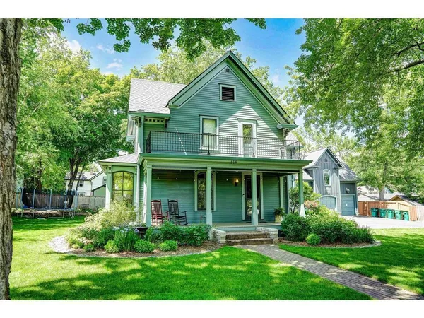 $1,150,000 | 418 South Holcombe Street, Stillwater, MN 55082