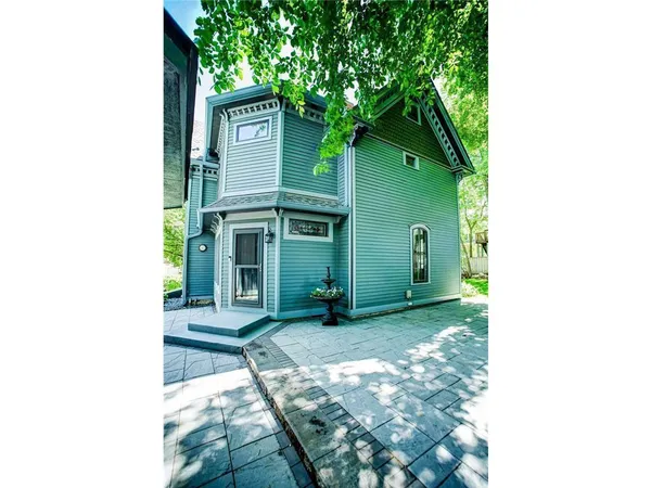 $1,150,000 | 418 South Holcombe Street, Stillwater, MN 55082