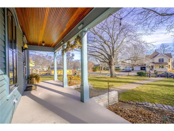 $1,150,000 | 418 South Holcombe Street, Stillwater, MN 55082