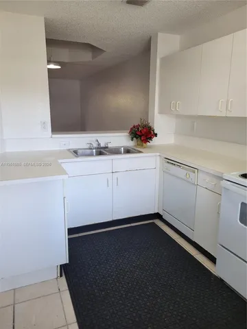 $339,900 | 12055 Southwest 140th Terrace, Unit 720, Miami, FL 33186