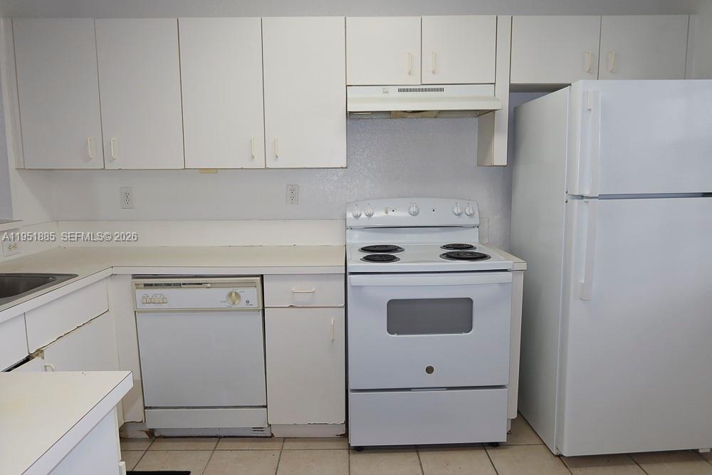 12055 Southwest 140th Terrace, Unit 720 Miami, FL 33186 - Photo 4 of 29