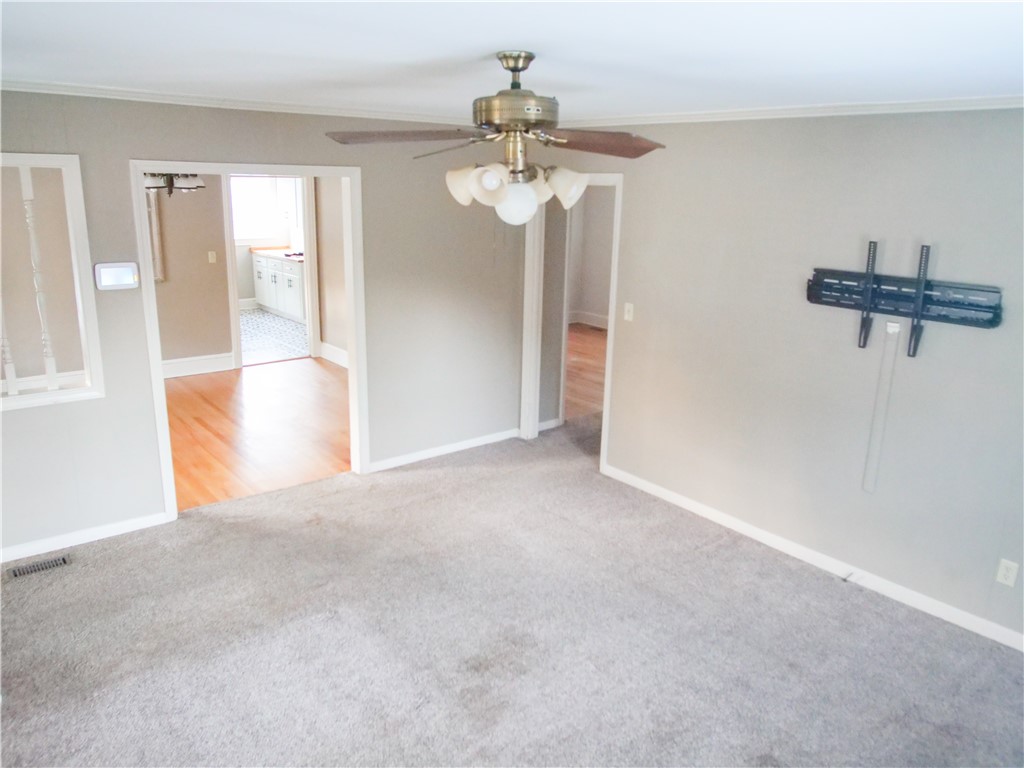 613 Blue Ridge Avenue Belton, SC 29627 - Photo 8 of 21