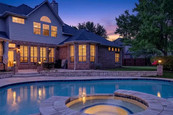 $1,295,000 | 907 Nottingham Circle, Southlake, TX 76092