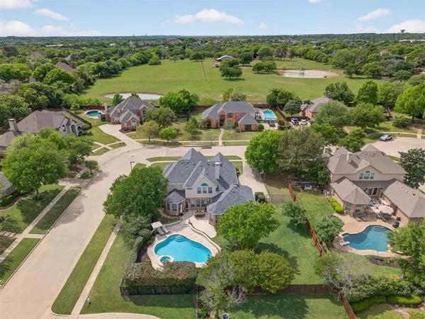 $1,295,000 | 907 Nottingham Circle, Southlake, TX 76092