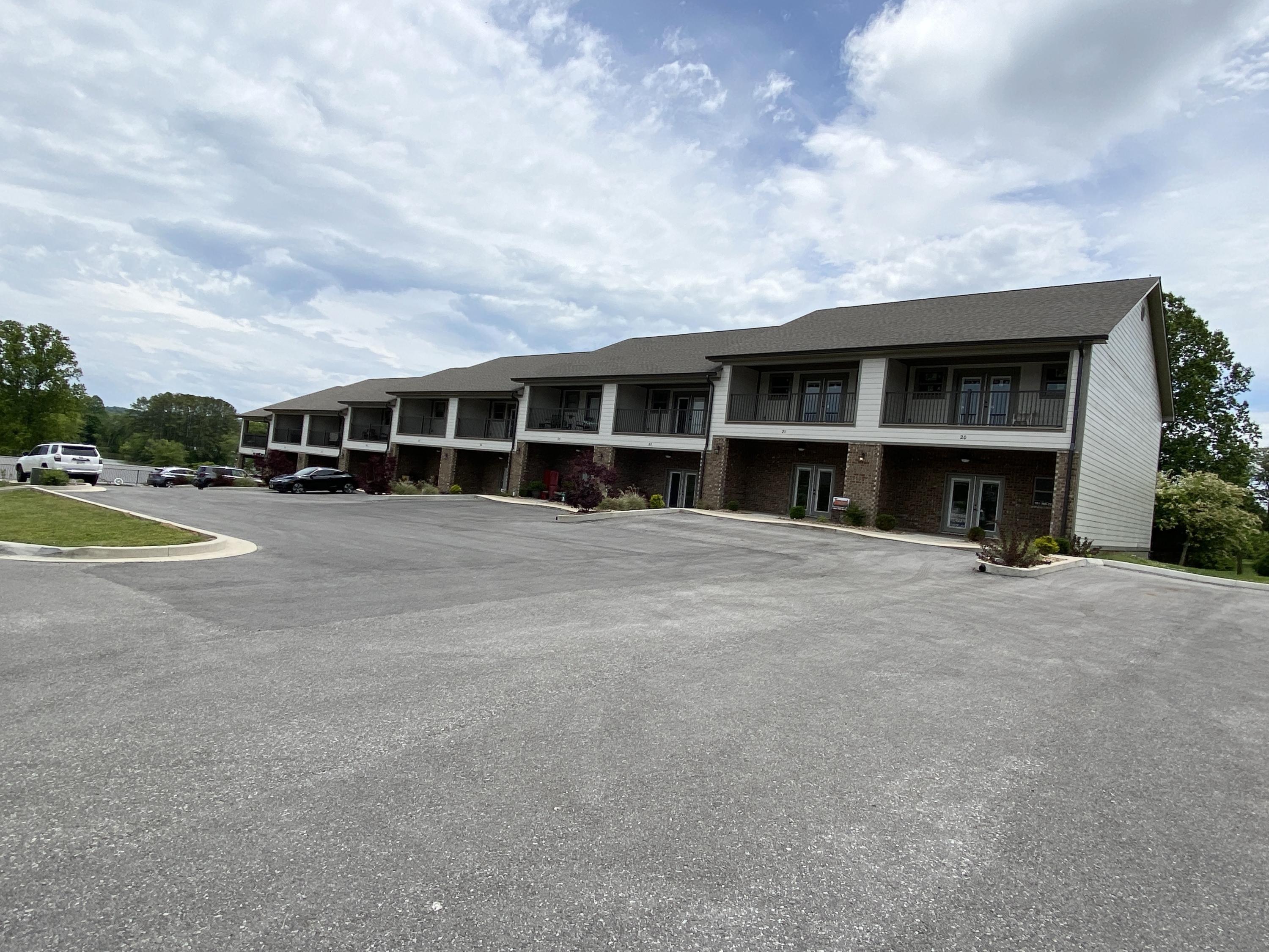 1255 New Lake Road, Unit 24 Spring City, TN 37381 - Photo 2 of 21 IMG_2789 2