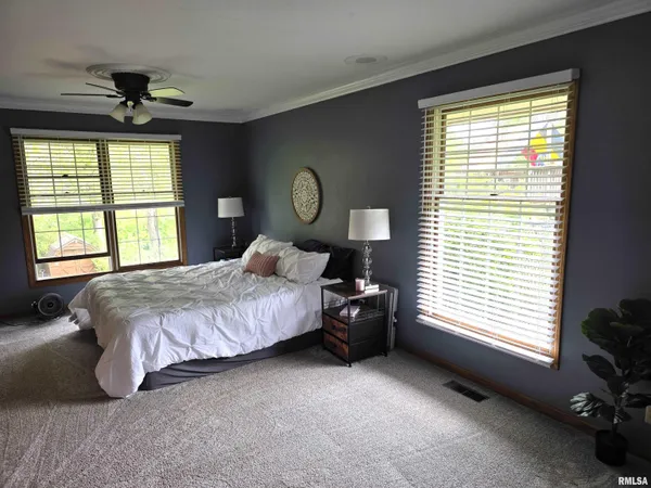 $425,000 | 9 Chrisendale Lane, Washington, IL 61571