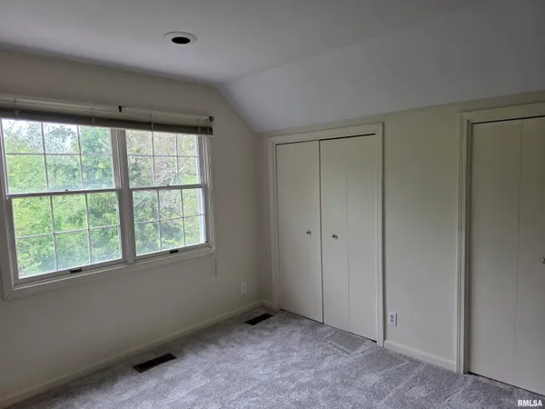 $425,000 | 9 Chrisendale Lane, Washington, IL 61571