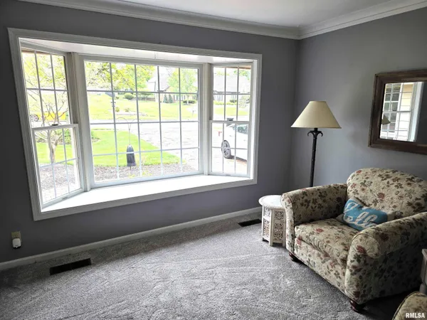 $425,000 | 9 Chrisendale Lane, Washington, IL 61571