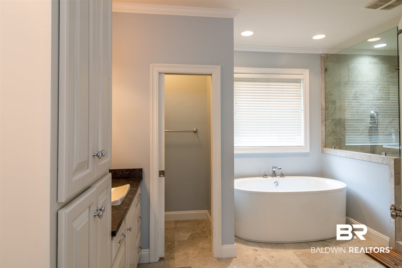 29635 St George Street Daphne, AL 36526 - Photo 12 of 31 master bath