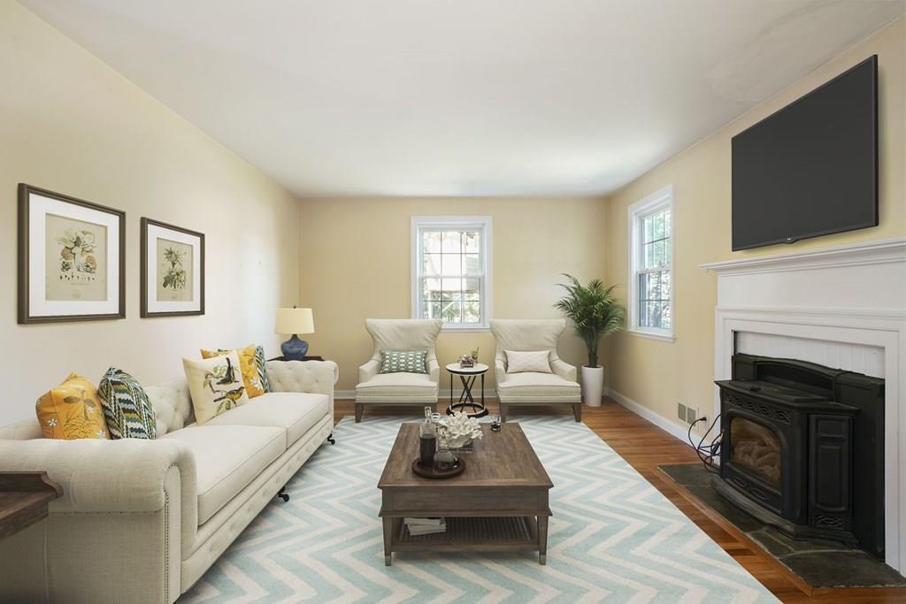 26 Hampton Road Natick, MA 01760 - Photo 3 of 14 Gallery Image 3