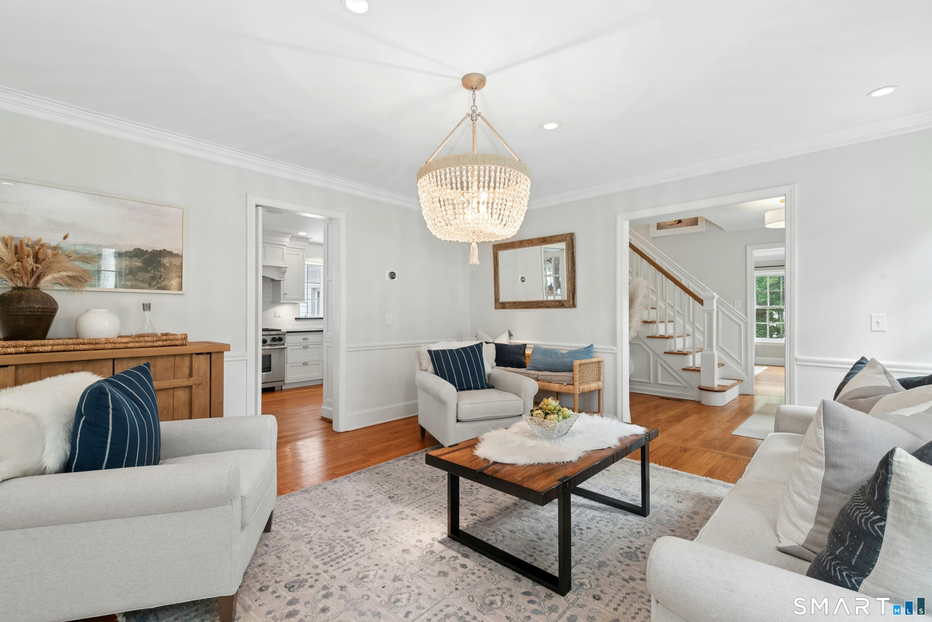 559 Cheese Spring Road New Canaan, CT 06840 - Photo 5 of 38