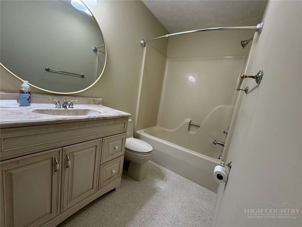 198 Meadow Ridge Road, Unit 9 Boone, NC 28607 - Photo 17 of 19