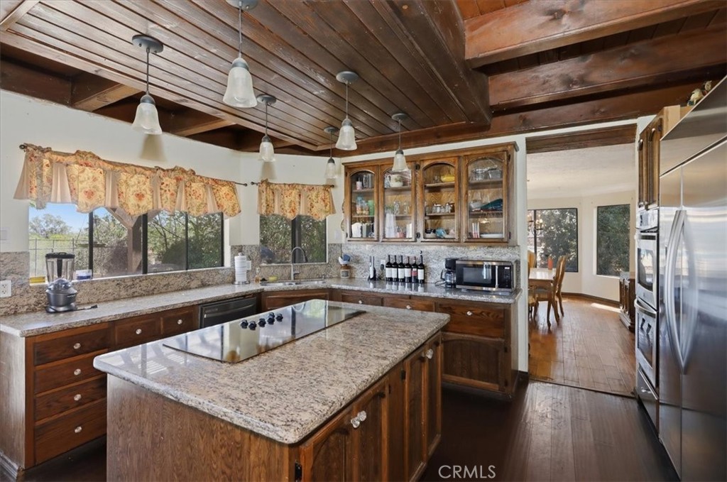 17394 Sunset View Drive Riverside, CA 92504 - Photo 21 of 62