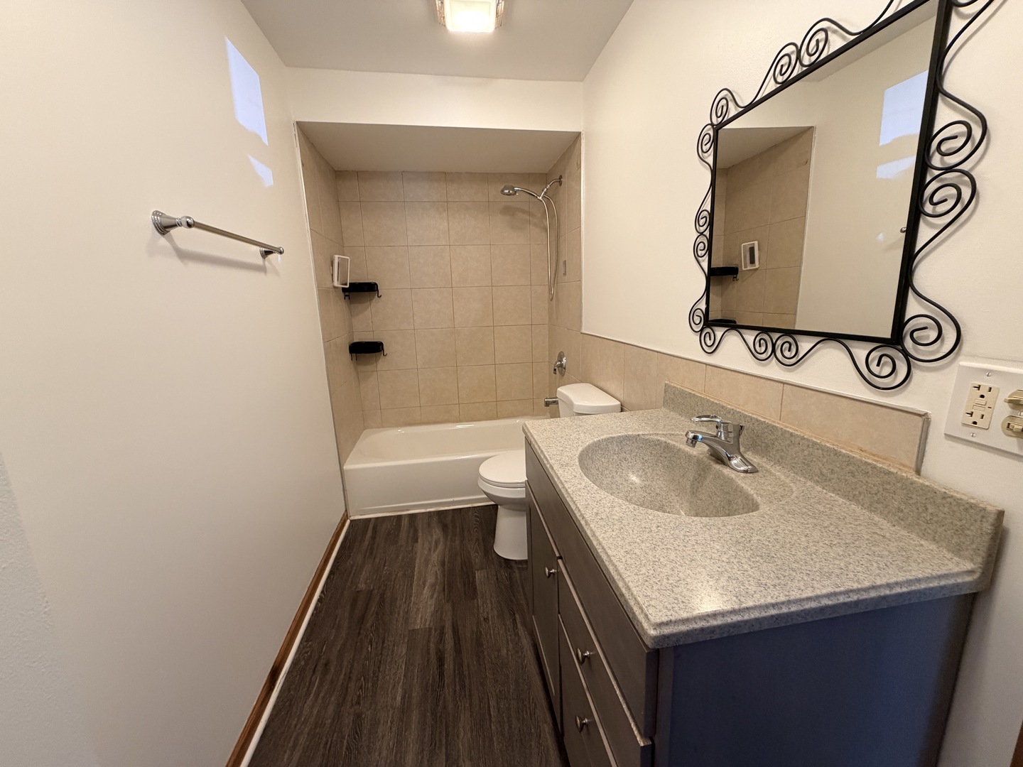 602 South State Street, Unit 1S Lockport, IL 60441 - Photo 7 of 13